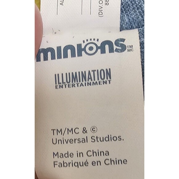 Despicable Me Stuart the Minion One Eyed Stuffed Plush Toy 9.5" inches Tall - Picture 6 of 7